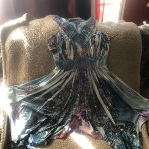 Bling bling beautiful tunic. Super comfortable!